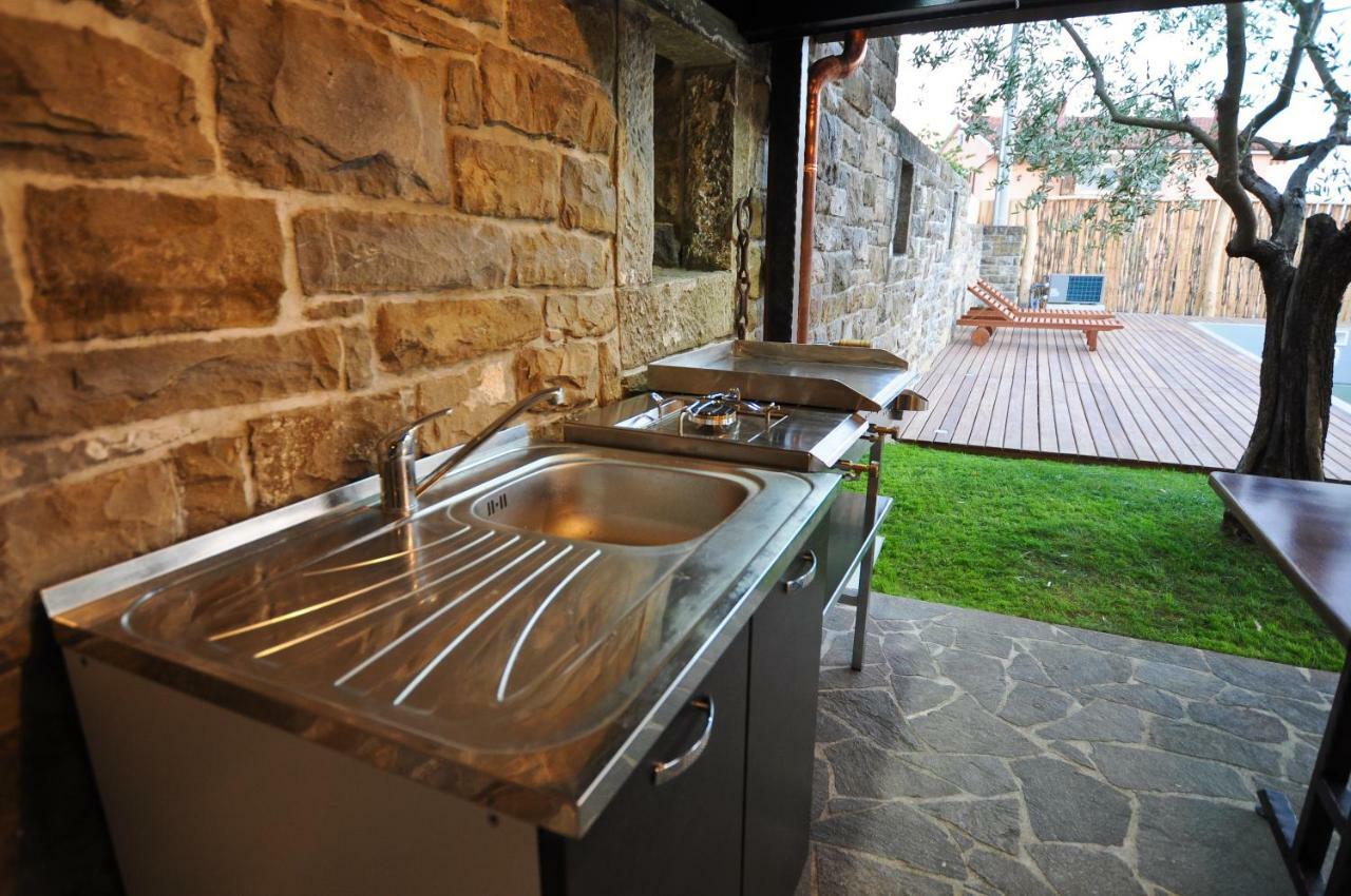 Gorgeous Istrian Villa Marezige Εξωτερικό φωτογραφία